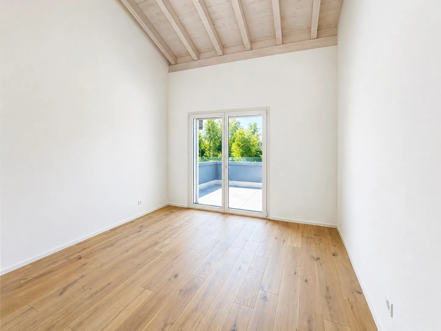 4.5 Room Apartment on the 2nd Floor - Photo 6 of 8