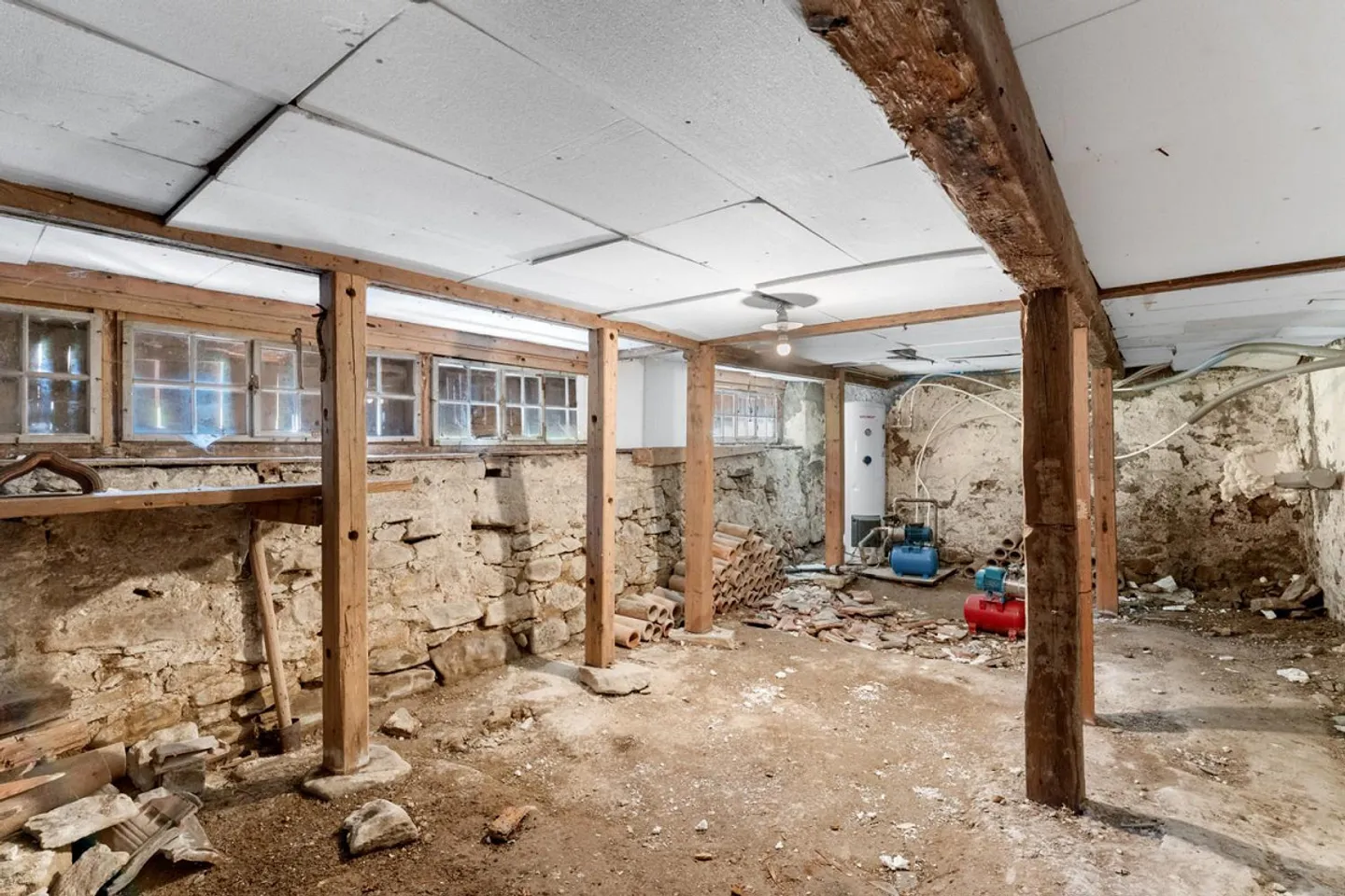 Ein Ort für neue Geschichten - Bauernhaus in einzigartiger Alleinlage - Photo 7 of 30