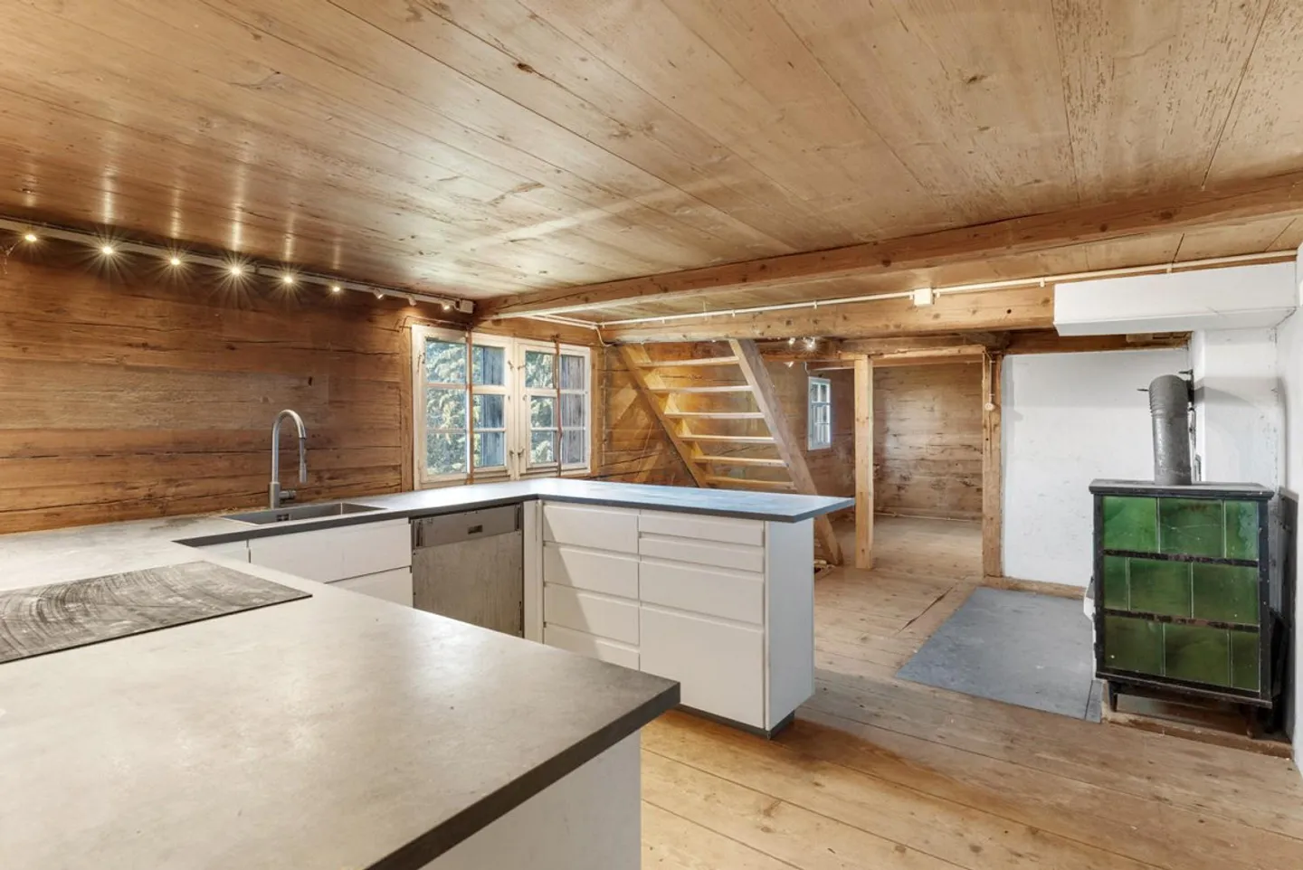 Ein Ort für neue Geschichten - Bauernhaus in einzigartiger Alleinlage - Photo 14 of 30