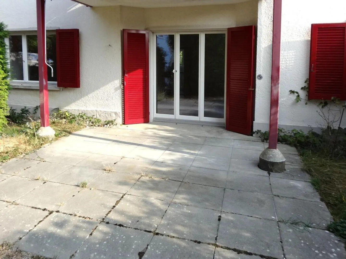 Investment property with well-maintained apartments - Photo 7 of 7