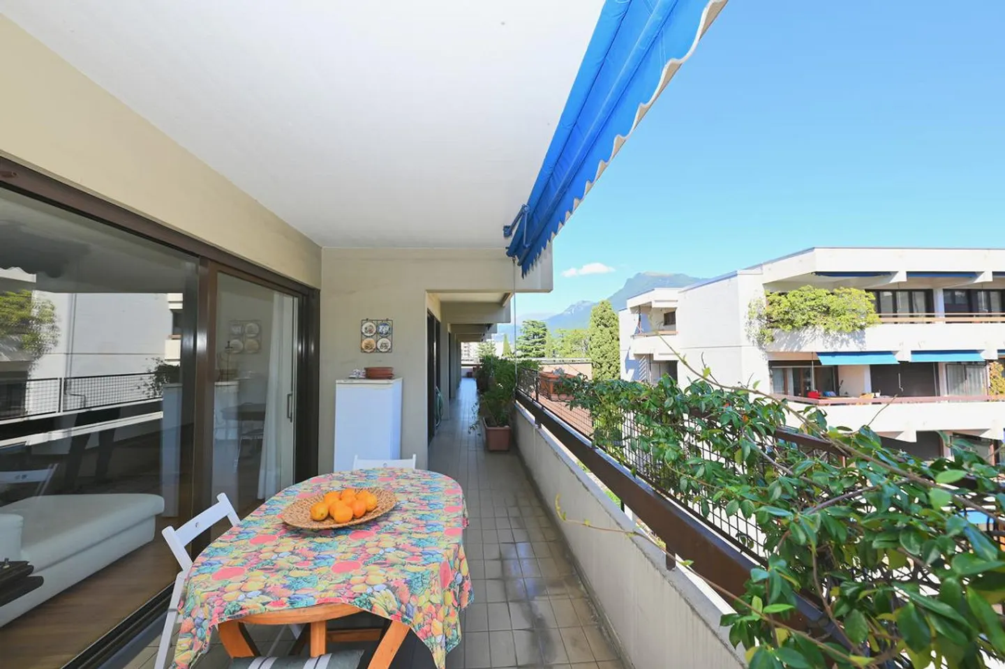 Appartement spacieux avec grande terrasse dans un emplacement central - Photo 8 sur 16