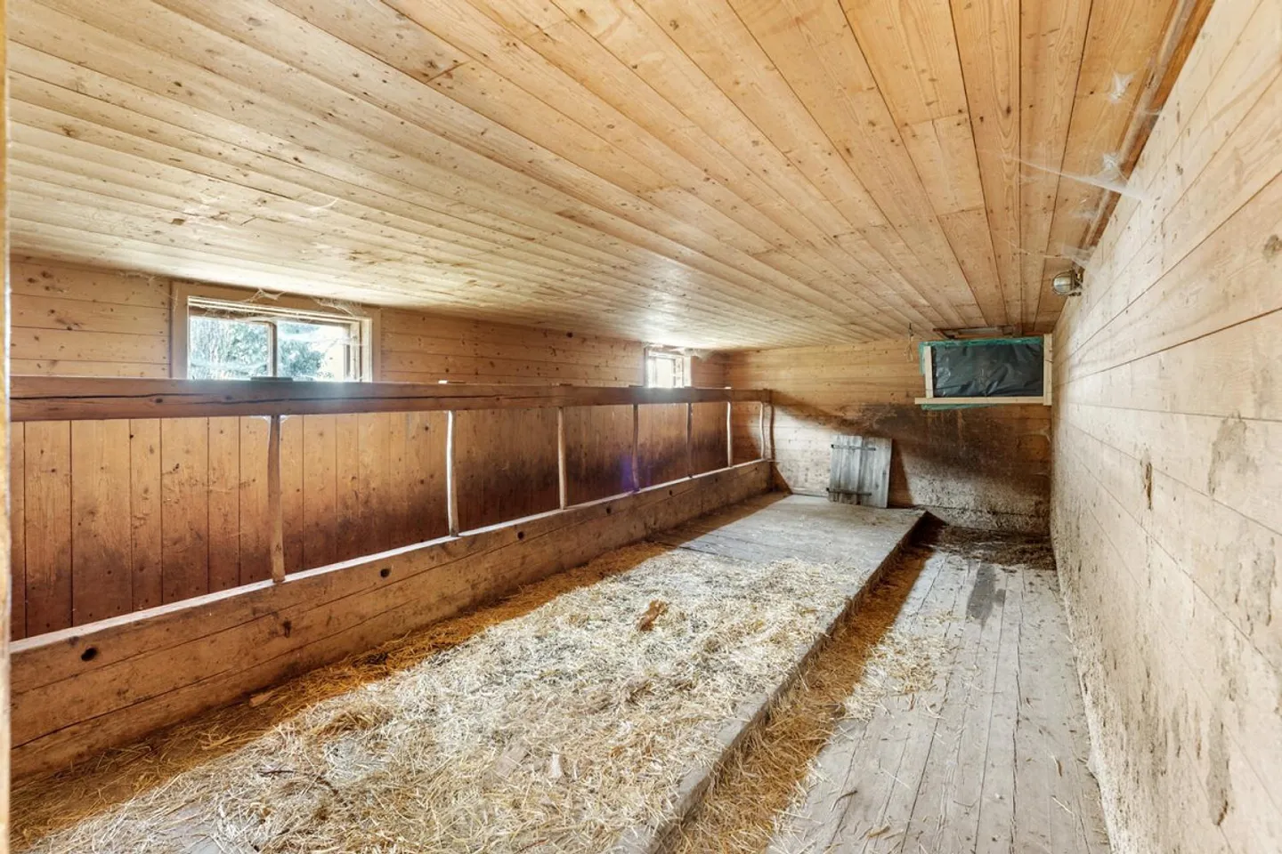 Ein Ort für neue Geschichten - Bauernhaus in einzigartiger Alleinlage - Photo 28 of 30