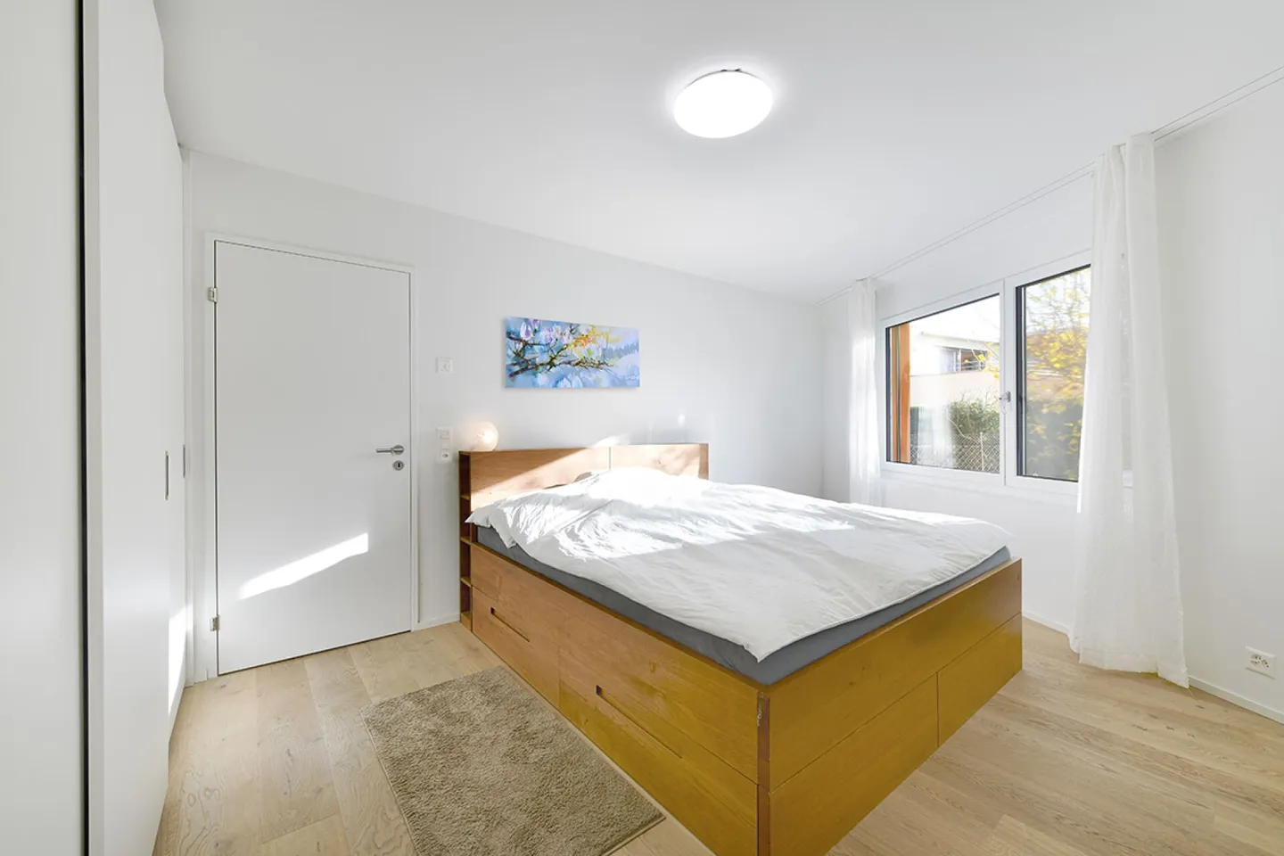 4.5-room garden apartment in a quiet, sunny location, with two versatile additional rooms - Photo 6 of 14