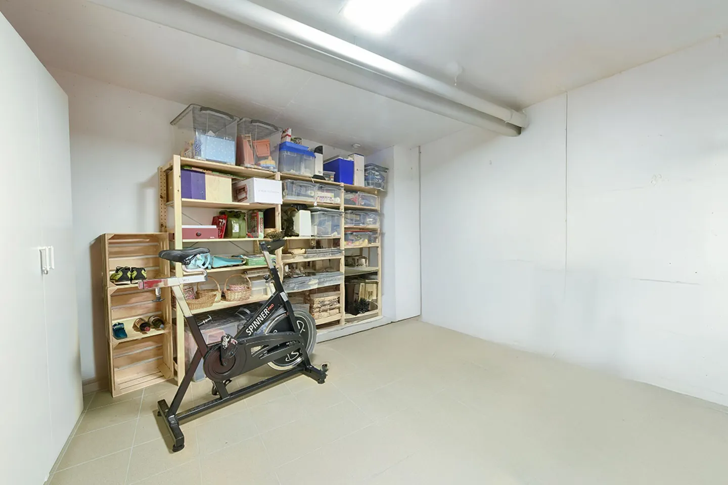 4.5-room garden apartment in a quiet, sunny location, with two versatile additional rooms - Photo 13 of 14