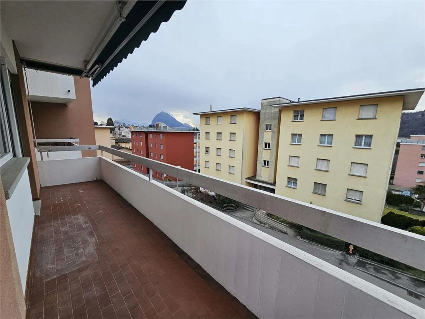 Pregassona, Miete 2.5 Zimmer mit Balkonen - Foto 3 von 11