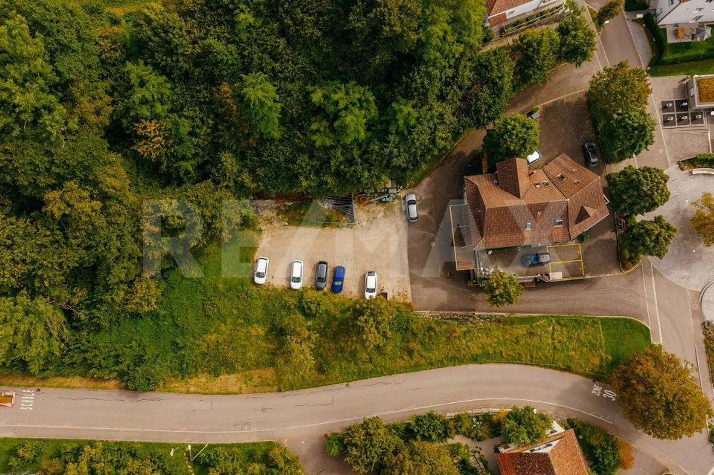 Dernière maison disponible! Maison jumelée de 6,5 pièces dans une nouvelle construction - Photo 10 sur 11