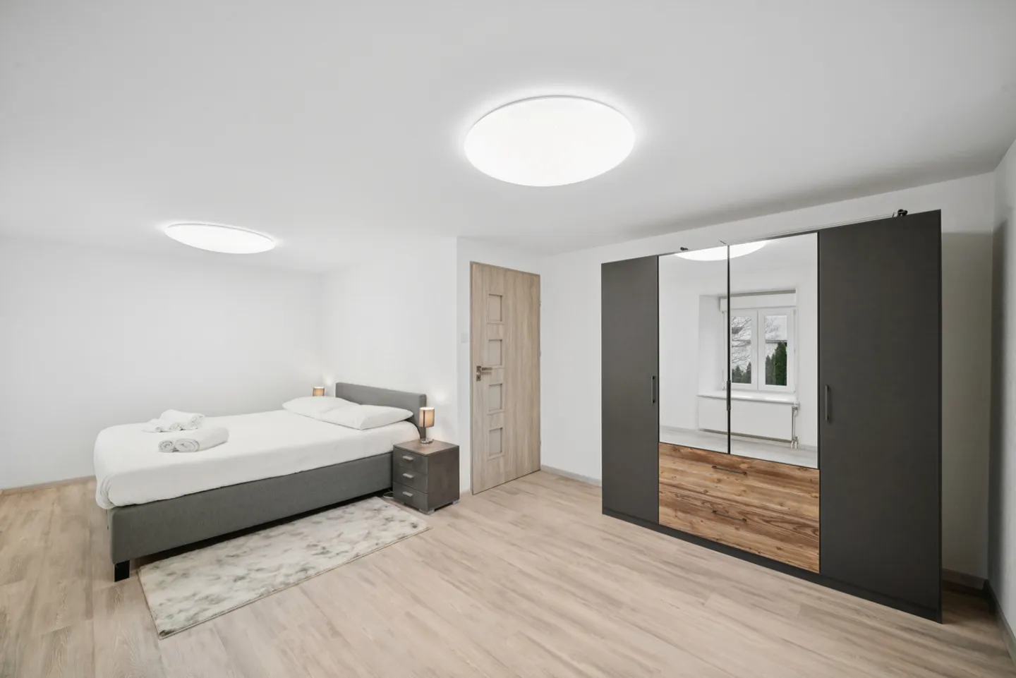 Casa con due appartamenti nel cuore del villaggio di Môtiers - Foto 8 di 12