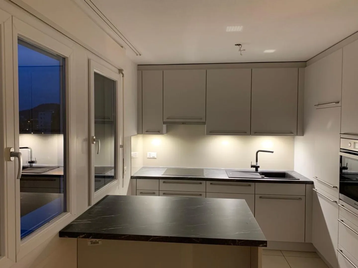 Appartamento in affitto - Foto 3 di 8