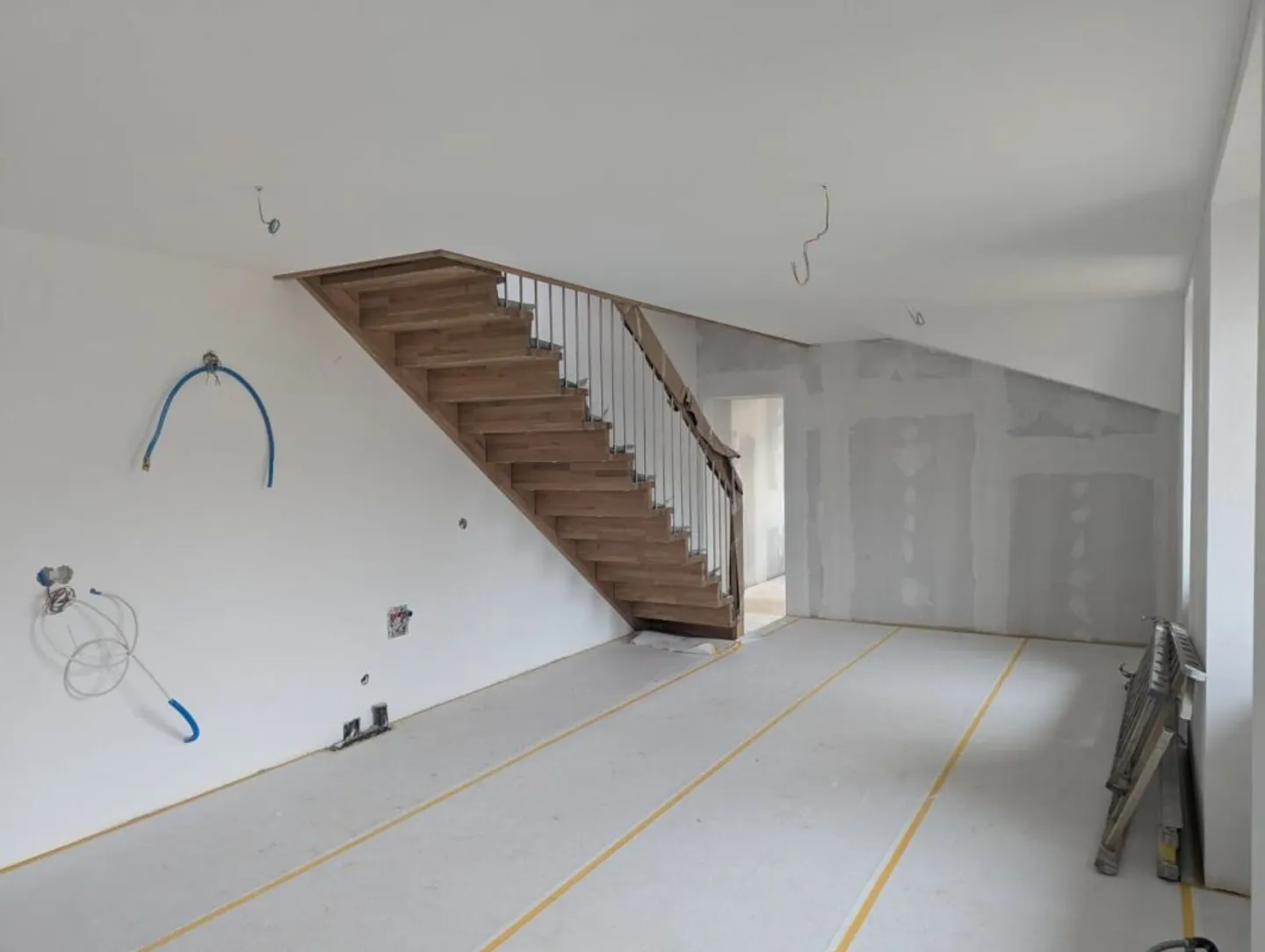 Duplex 3.5 rooms - Photo 2 of 4