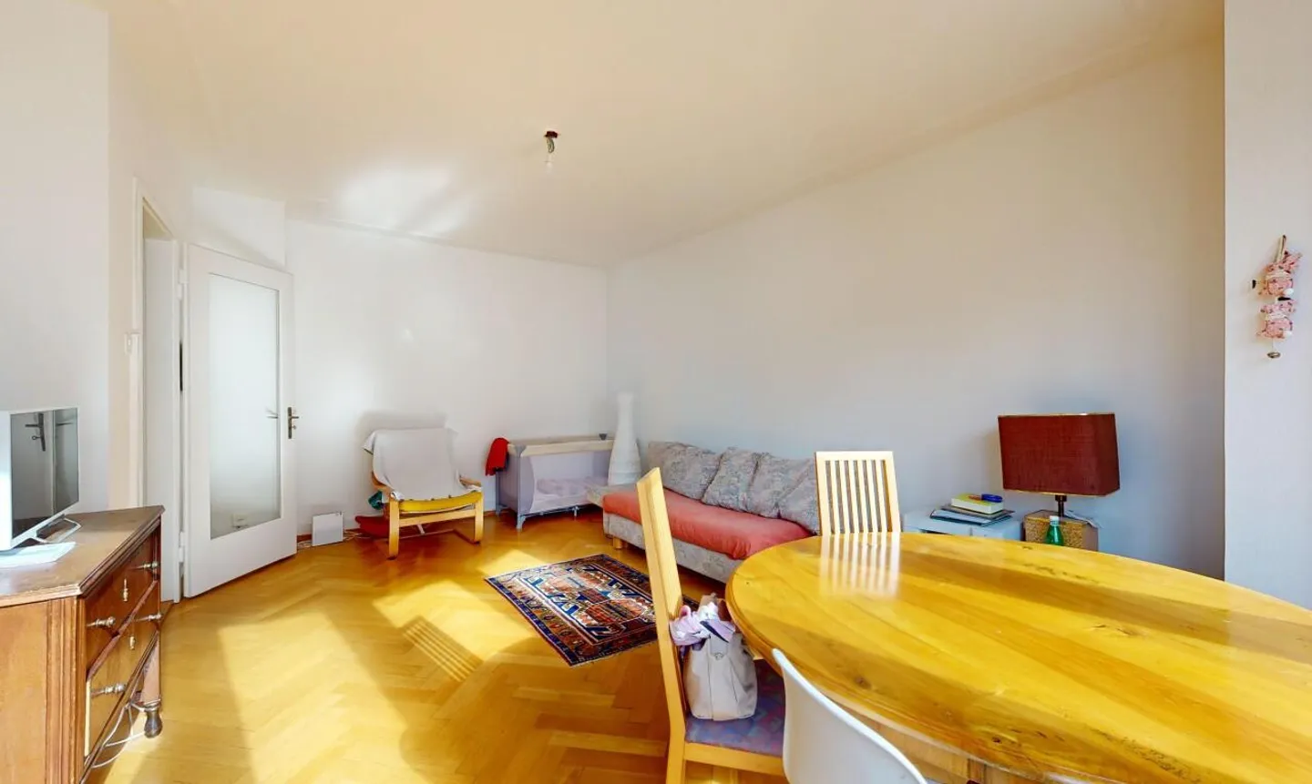 Attractive multi-family house with 9 apartments and development potential - Photo 11 of 13