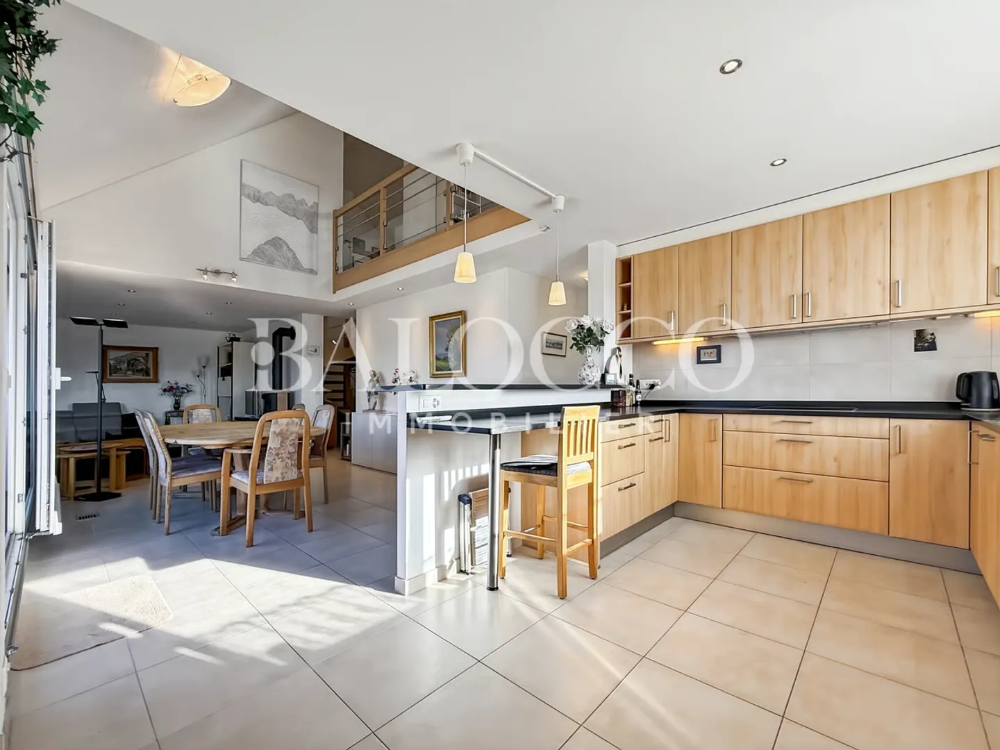Sehr schöner Duplex mit 6,5 Zimmern - Foto 1 von 9