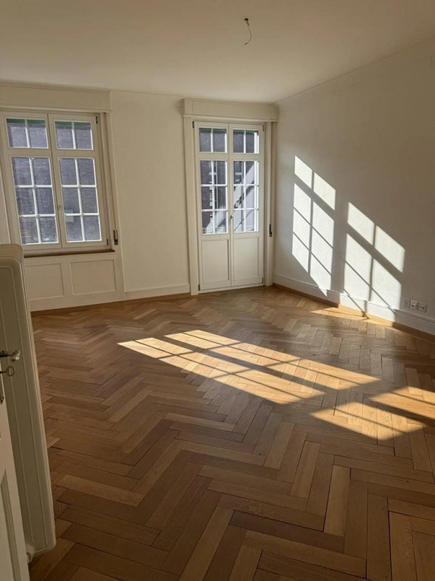 Zentrales Apartment Nähe Bahnhof Biel - Foto 1 von 12