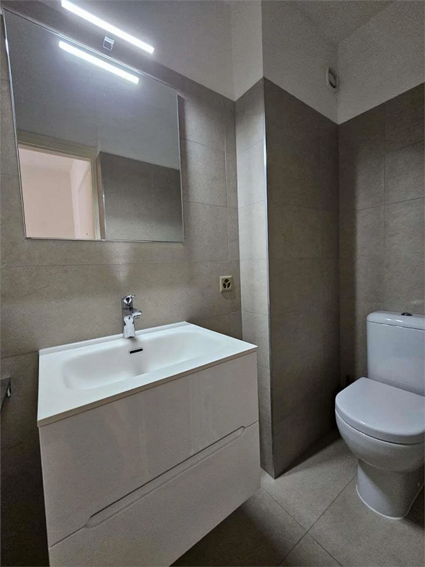 Pregassona, Miete 2.5 Zimmer mit Balkonen - Foto 8 von 11