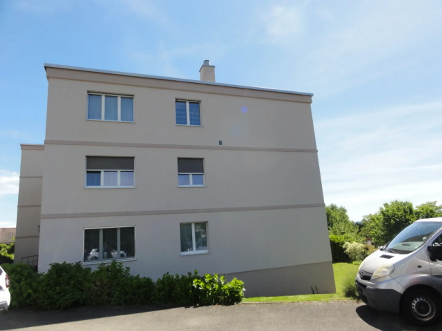 Luxury Apartment in Villars - Photo 2 of 8