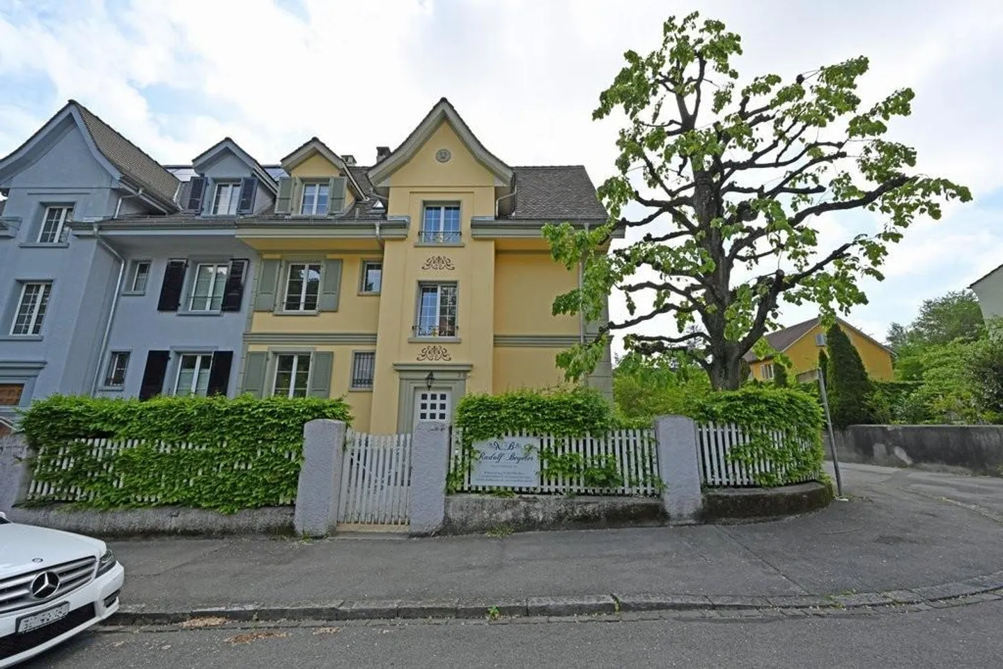 Exclusive, modern family apartment in the heart of Bern - Photo 2 of 12