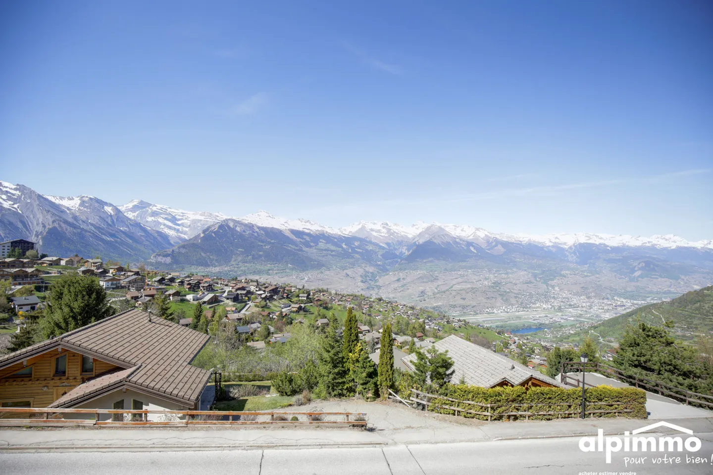 Magnificent chalet by the bisse in Nendaz! - Photo 22 of 37