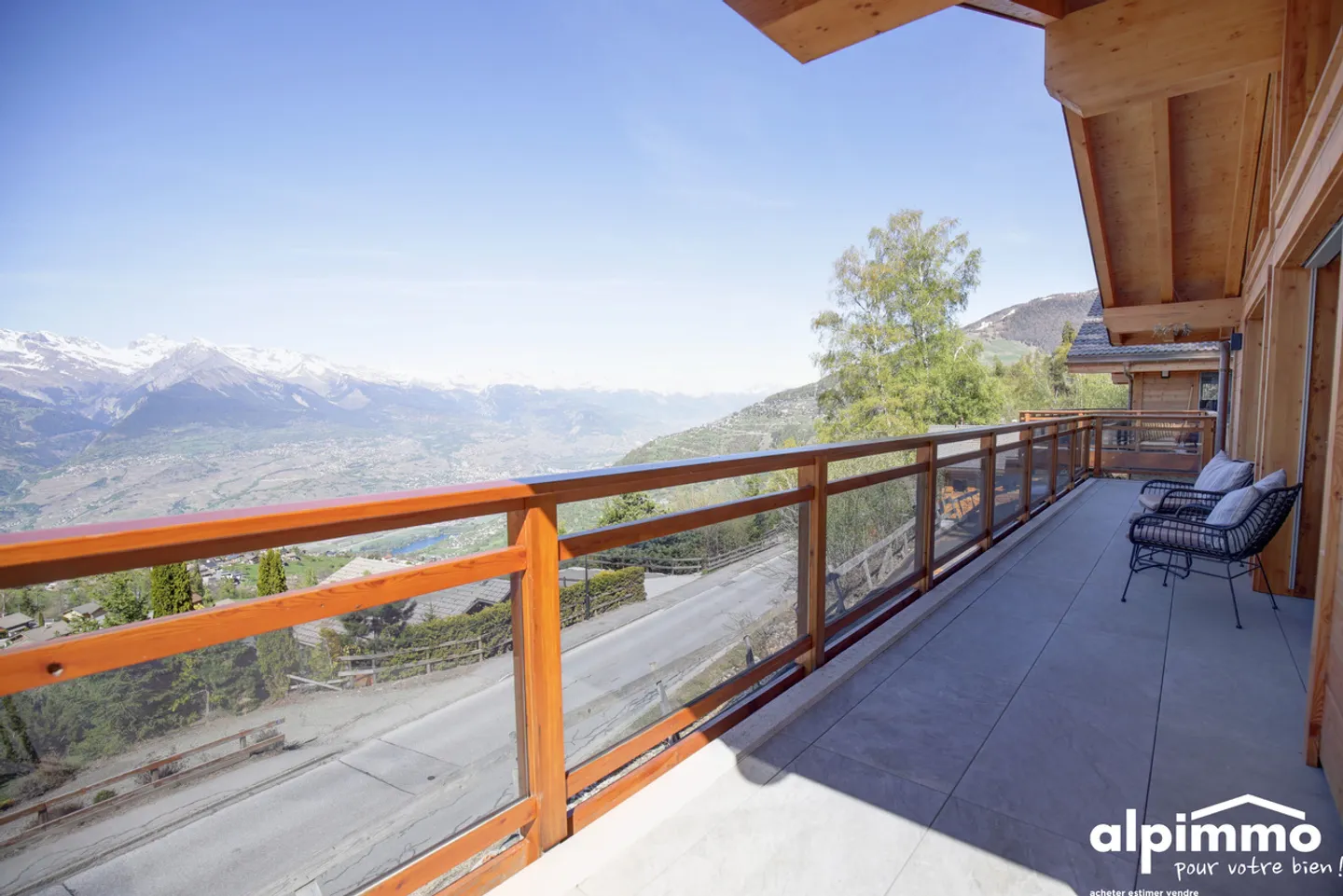 Magnificent chalet by the bisse in Nendaz! - Photo 28 of 37