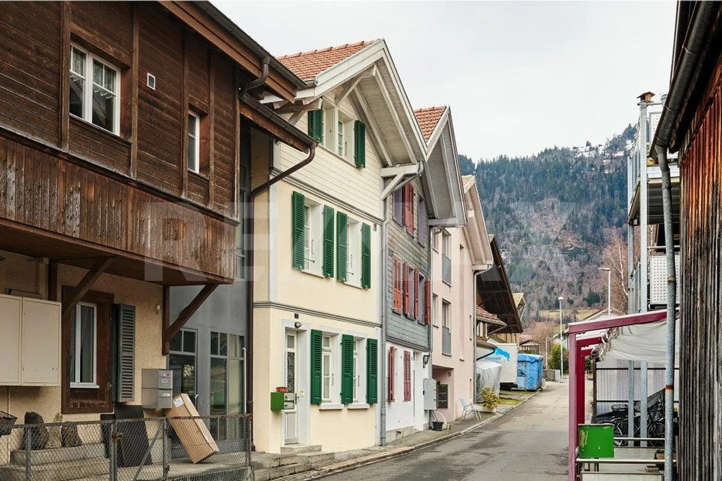 Characterful Townhouse in a Quiet Central Location in Unterseen - Photo 2 of 13