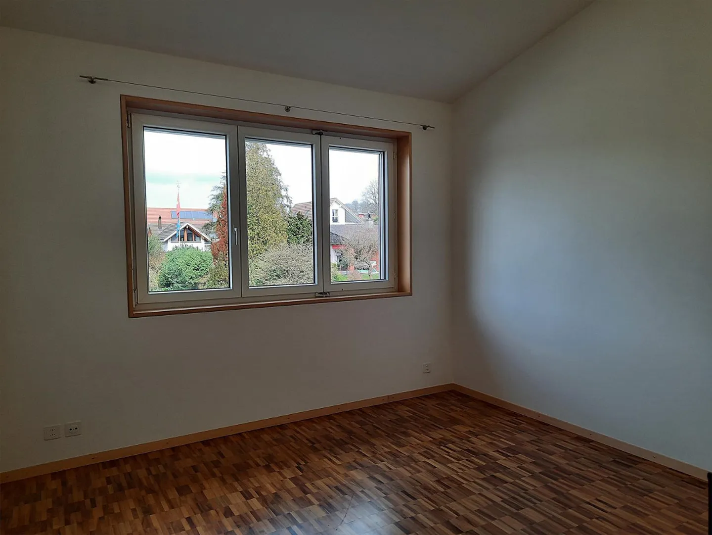 Appartamento attico tranquillo di 5 stanze - Foto 5 di 26