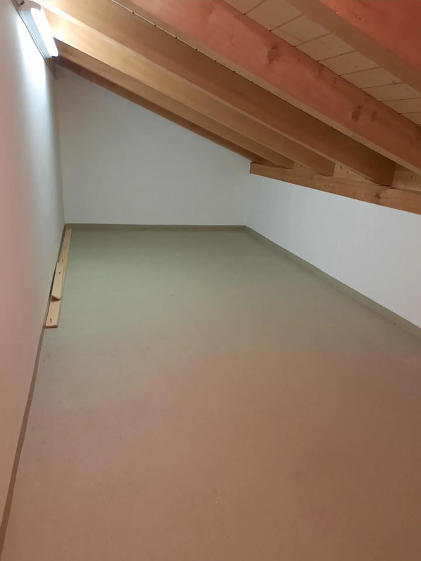 Appartamento attico tranquillo di 5 stanze - Foto 18 di 26