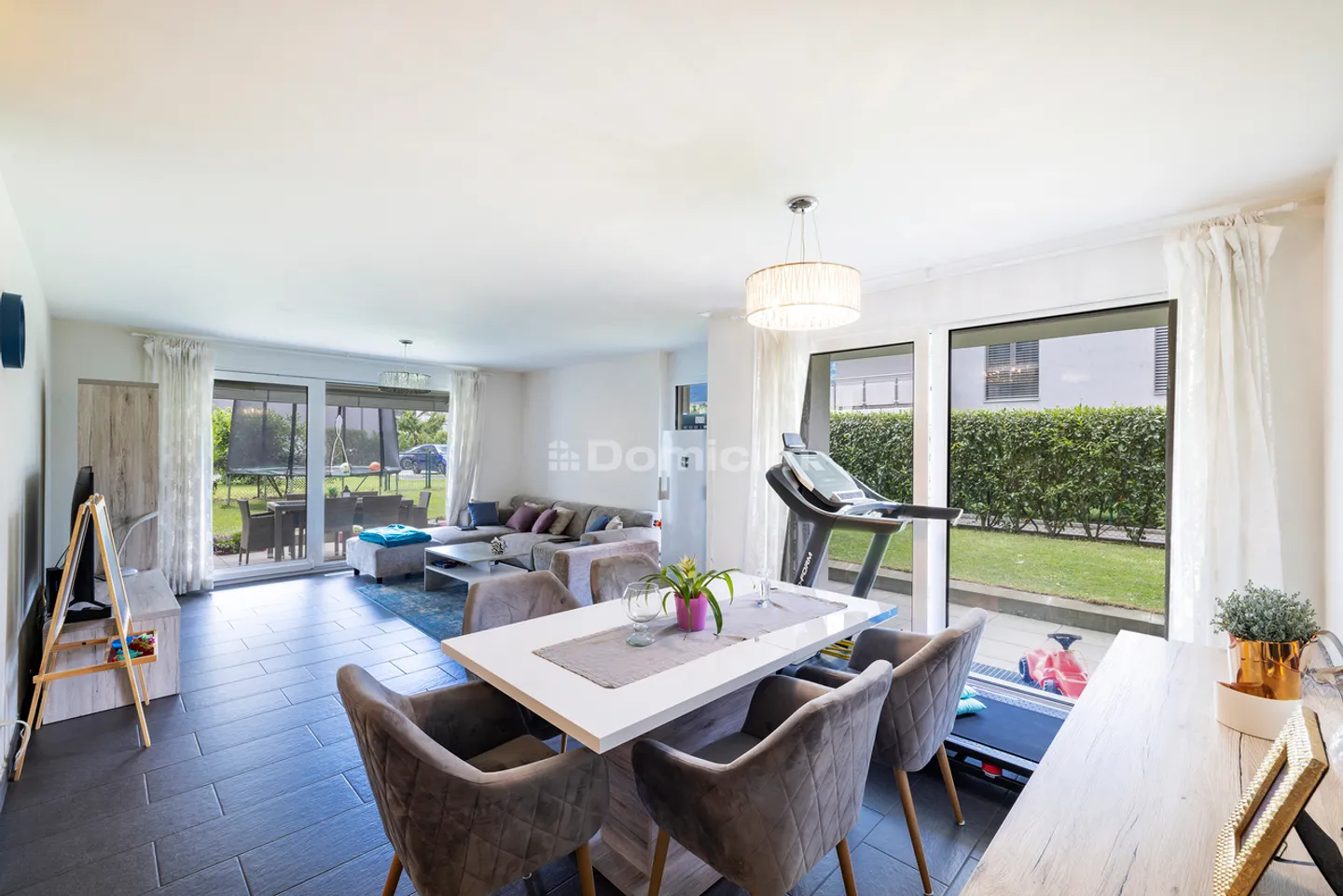 Spazioso appartamento di 4.5 locali con giardino, ideale per una famiglia - Foto 5 di 11