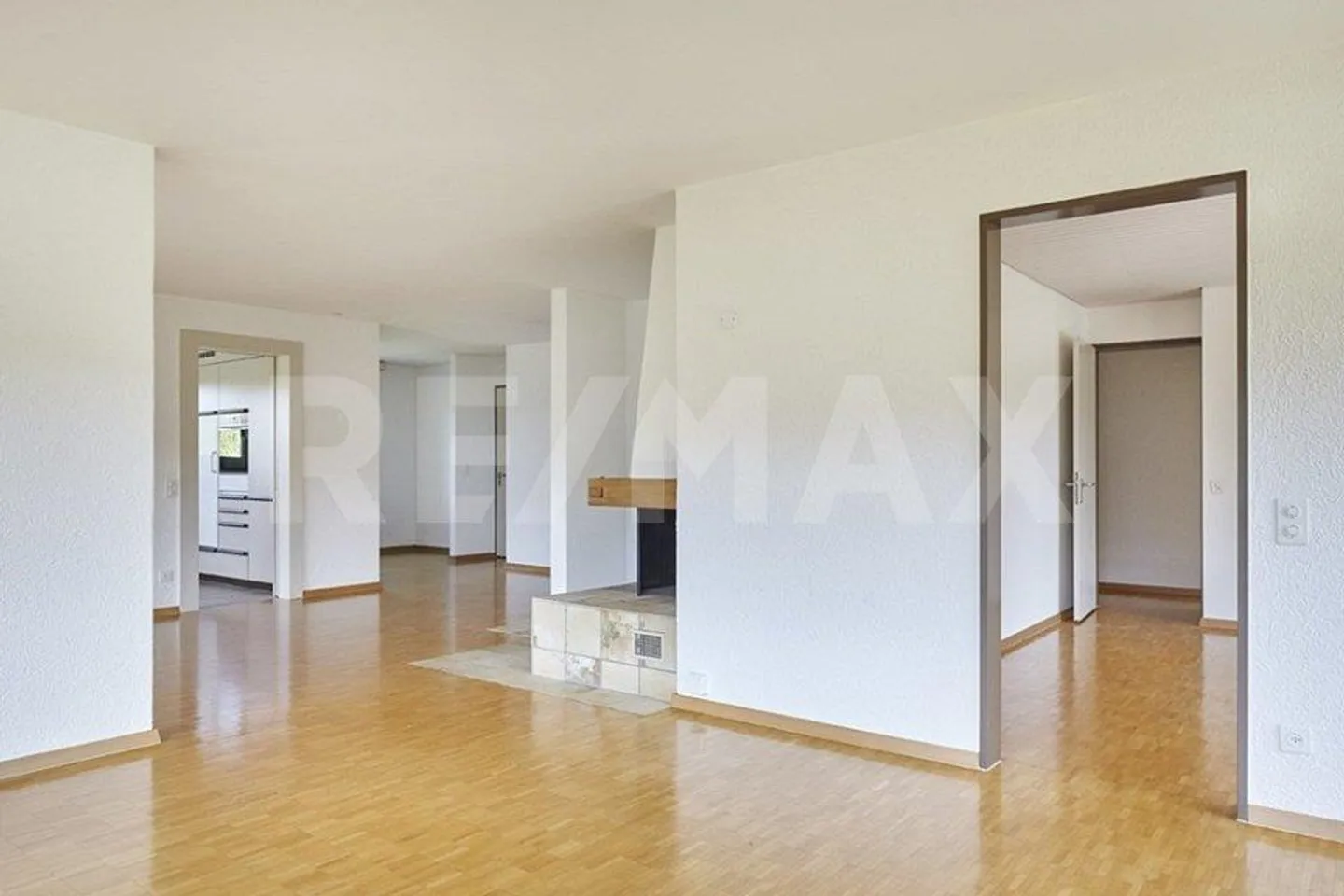 Oasis de 5,5 pièces dans le vert avec vue dans le quartier «Bergfrieden» - Photo 3 sur 13