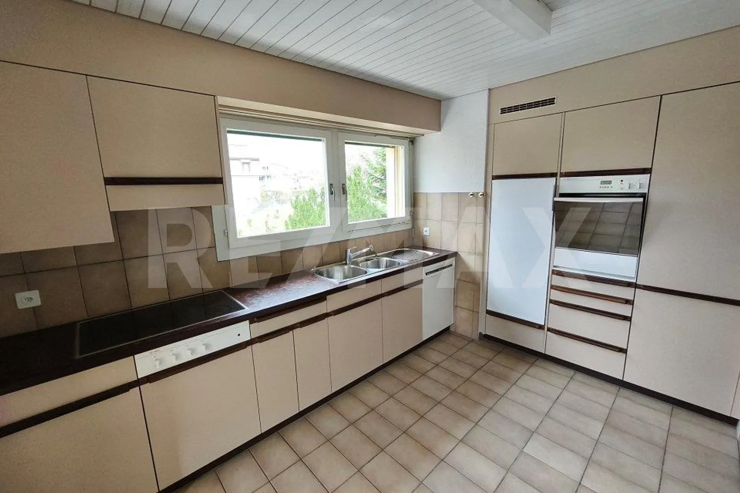 Oasis de 5,5 pièces dans le vert avec vue dans le quartier «Bergfrieden» - Photo 6 sur 13