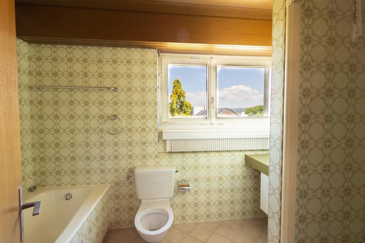 Spacious 5.5-room penthouse with magnificent views in Kleindöttingen - Photo 9 of 11