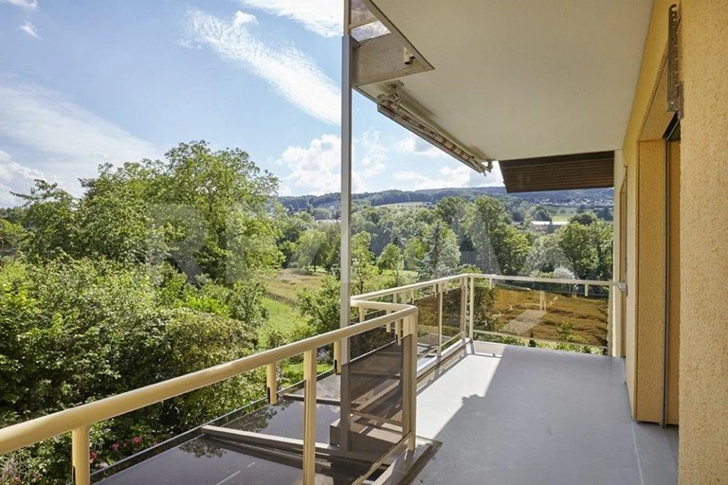 Oasis de 5,5 pièces dans le vert avec vue dans le quartier «Bergfrieden» - Photo 11 sur 13