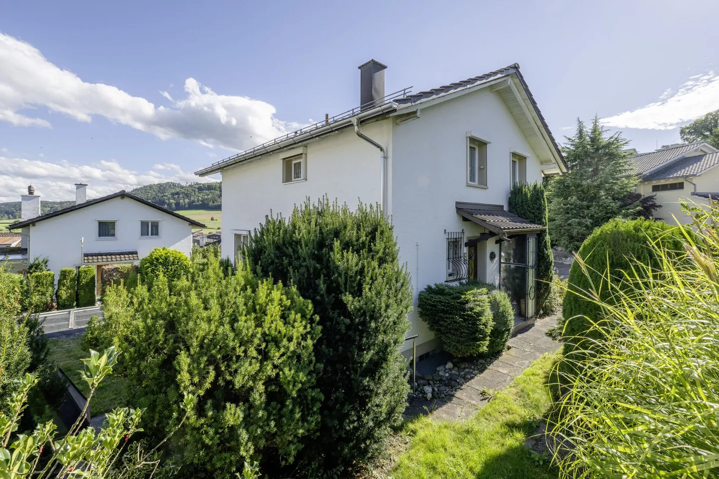 Casa unifamiliare con piscina - Foto 6 di 6