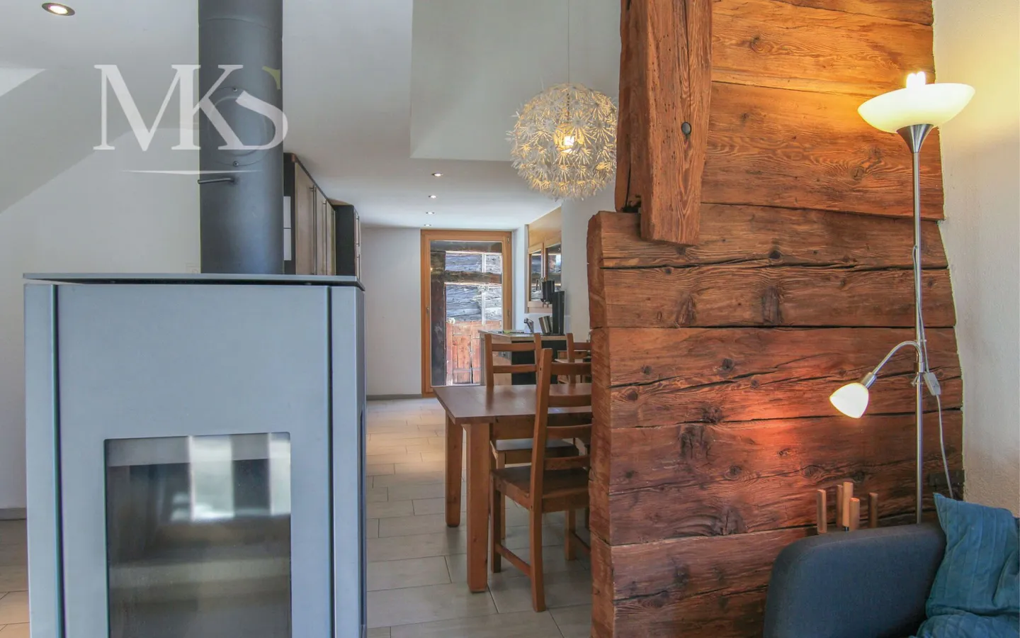 Schöne 3.5-Zimmer-Duplexwohnung: Alpenchic in Geschinen - Photo 5 of 21