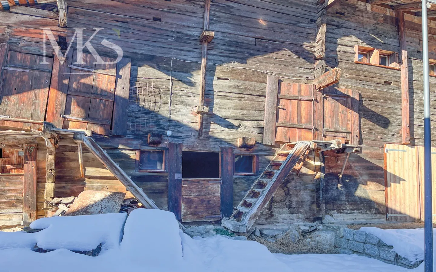 Schöne 3.5-Zimmer-Duplexwohnung: Alpenchic in Geschinen - Photo 13 of 21