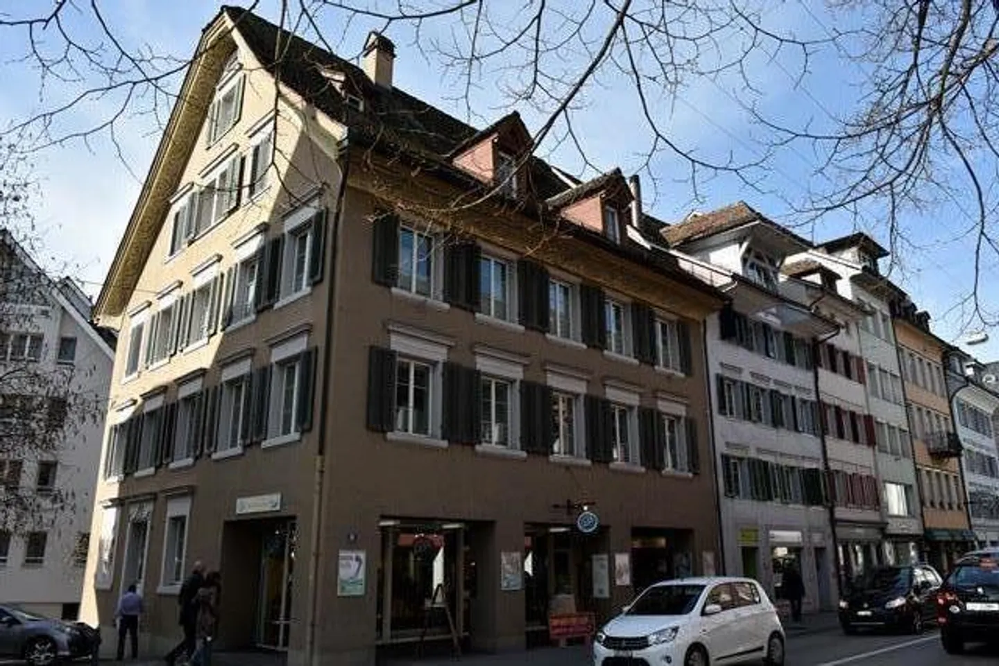 In the Middle - Office for Rent in Zug - Photo 1 of 4