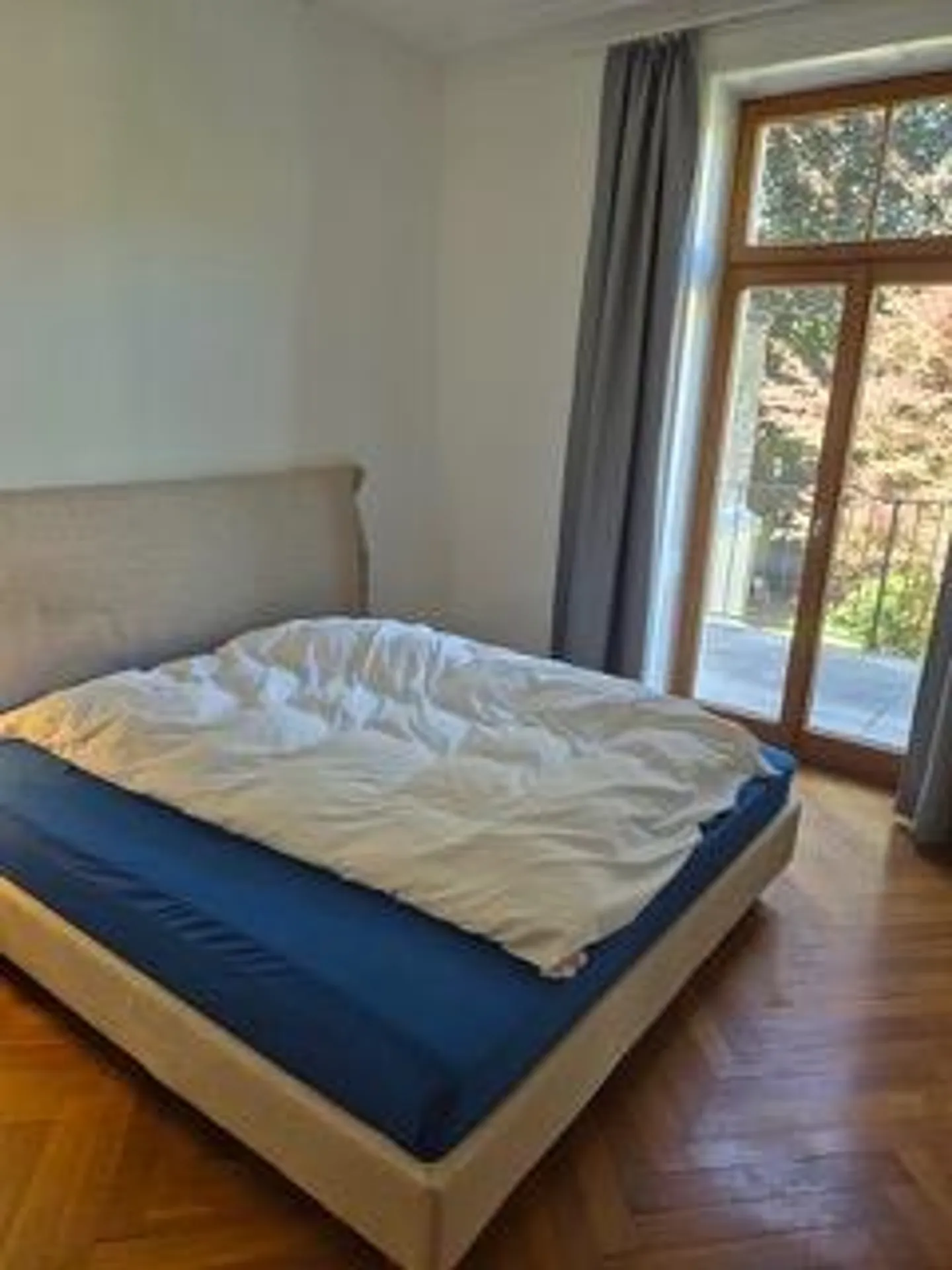 Bright and centrally located 3-room apartment on the 1st floor - Photo 3 of 6