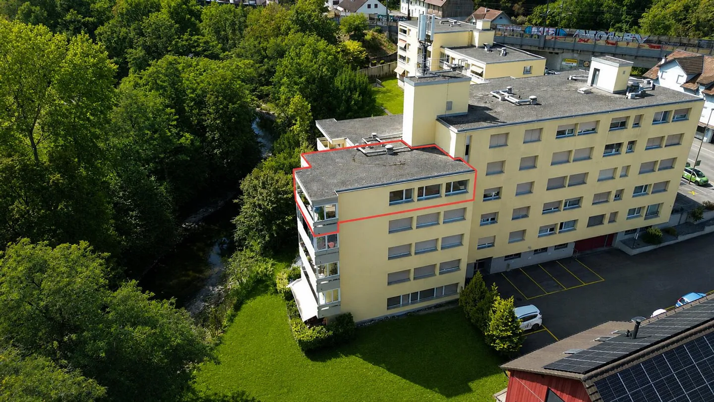 4.5 Zimmer Wohnung mit sonniger Aussicht auf die Ergolz - Foto 2 di 17