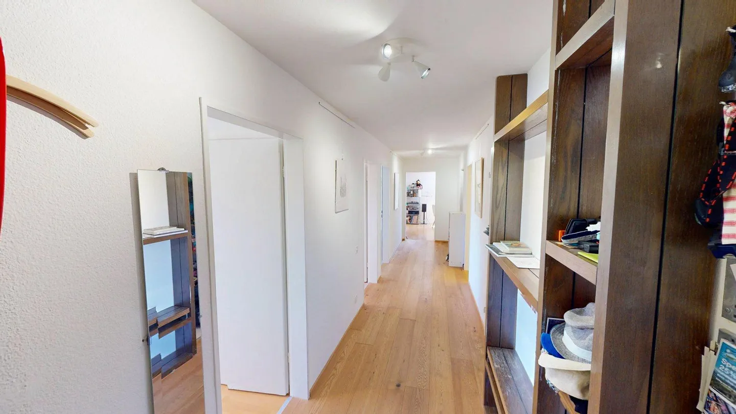 4.5 Zimmer Wohnung mit sonniger Aussicht auf die Ergolz - Foto 4 di 17