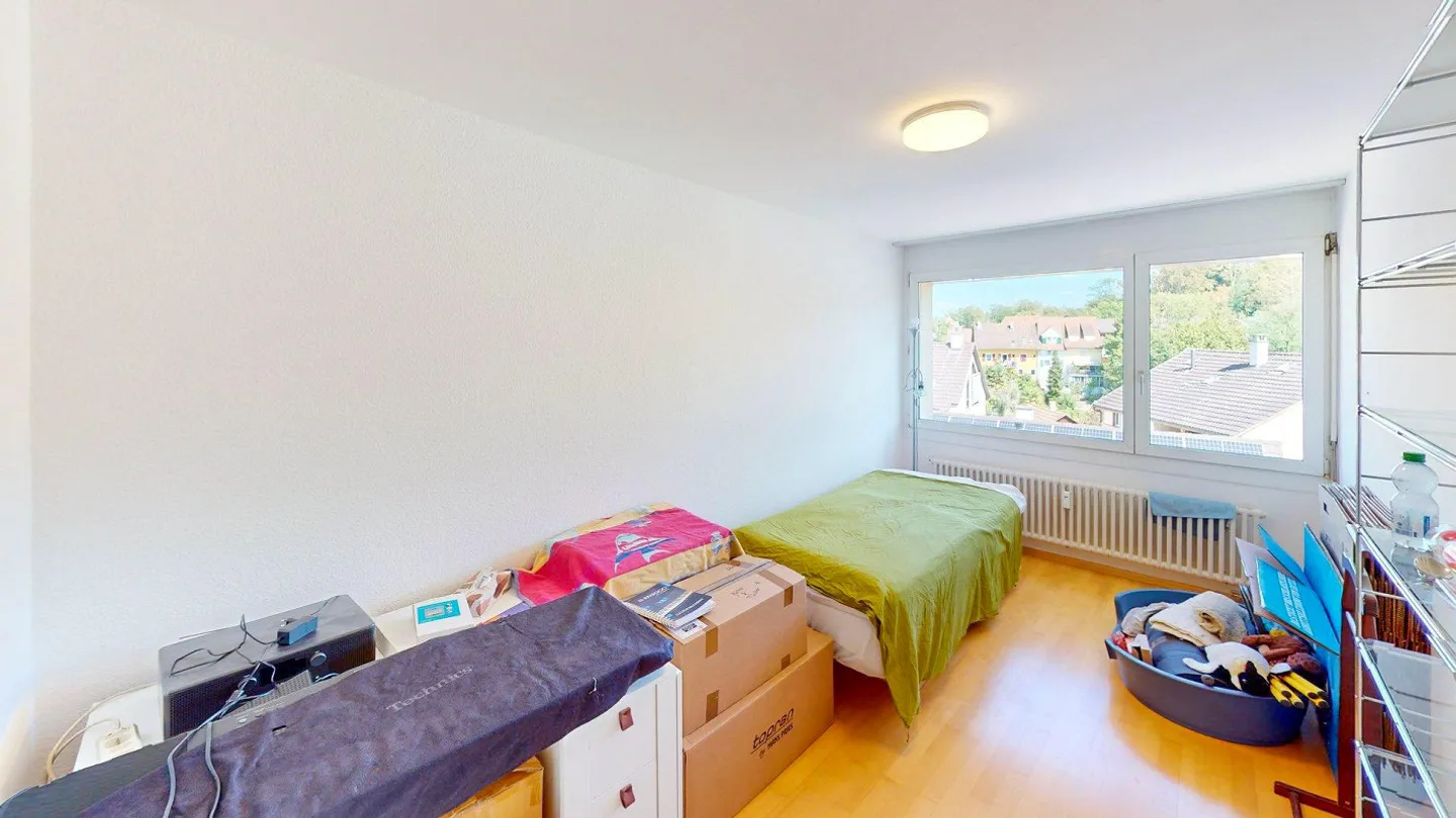 4.5 Zimmer Wohnung mit sonniger Aussicht auf die Ergolz - Foto 6 di 17