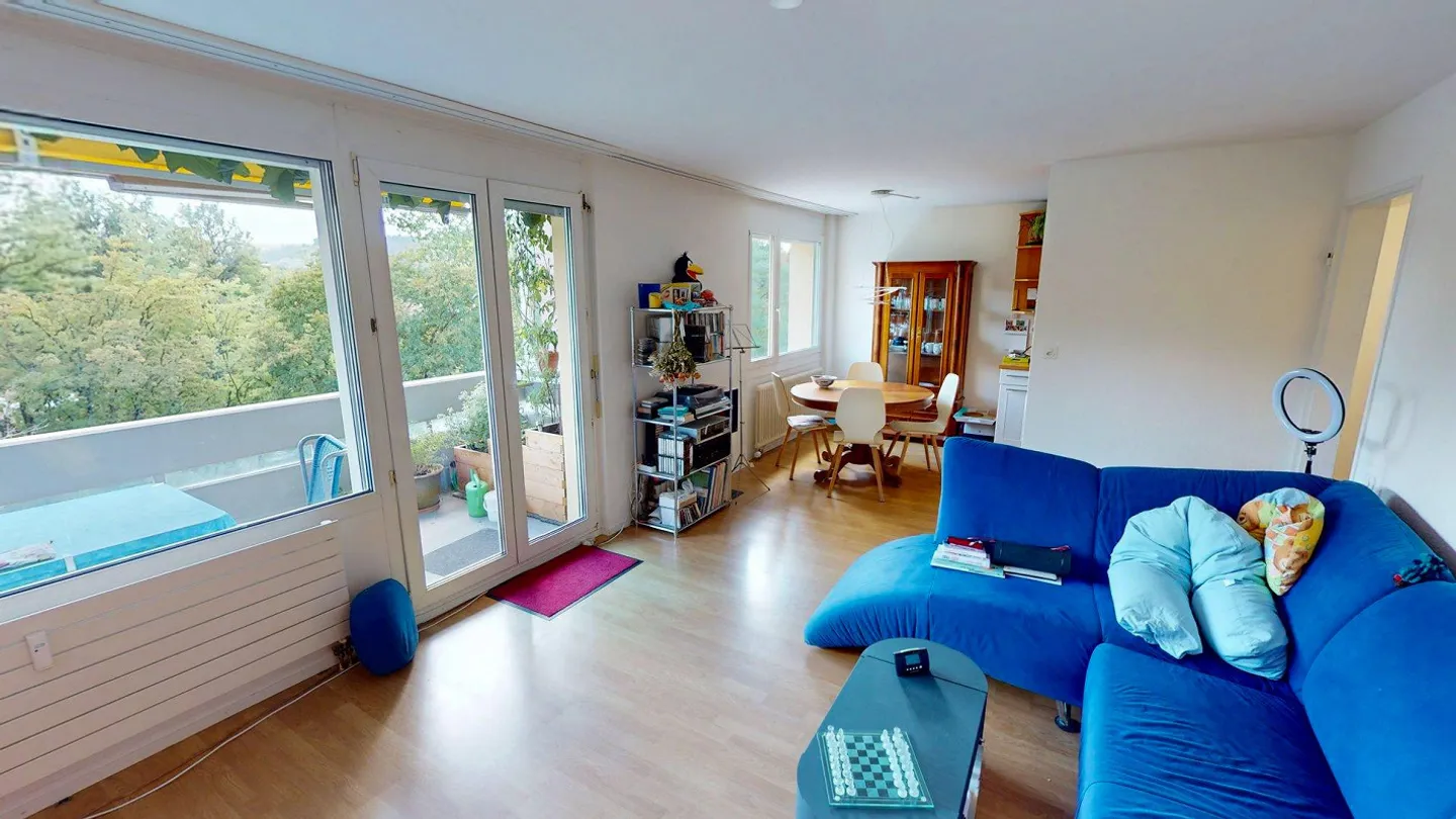4.5 Zimmer Wohnung mit sonniger Aussicht auf die Ergolz - Foto 11 di 17