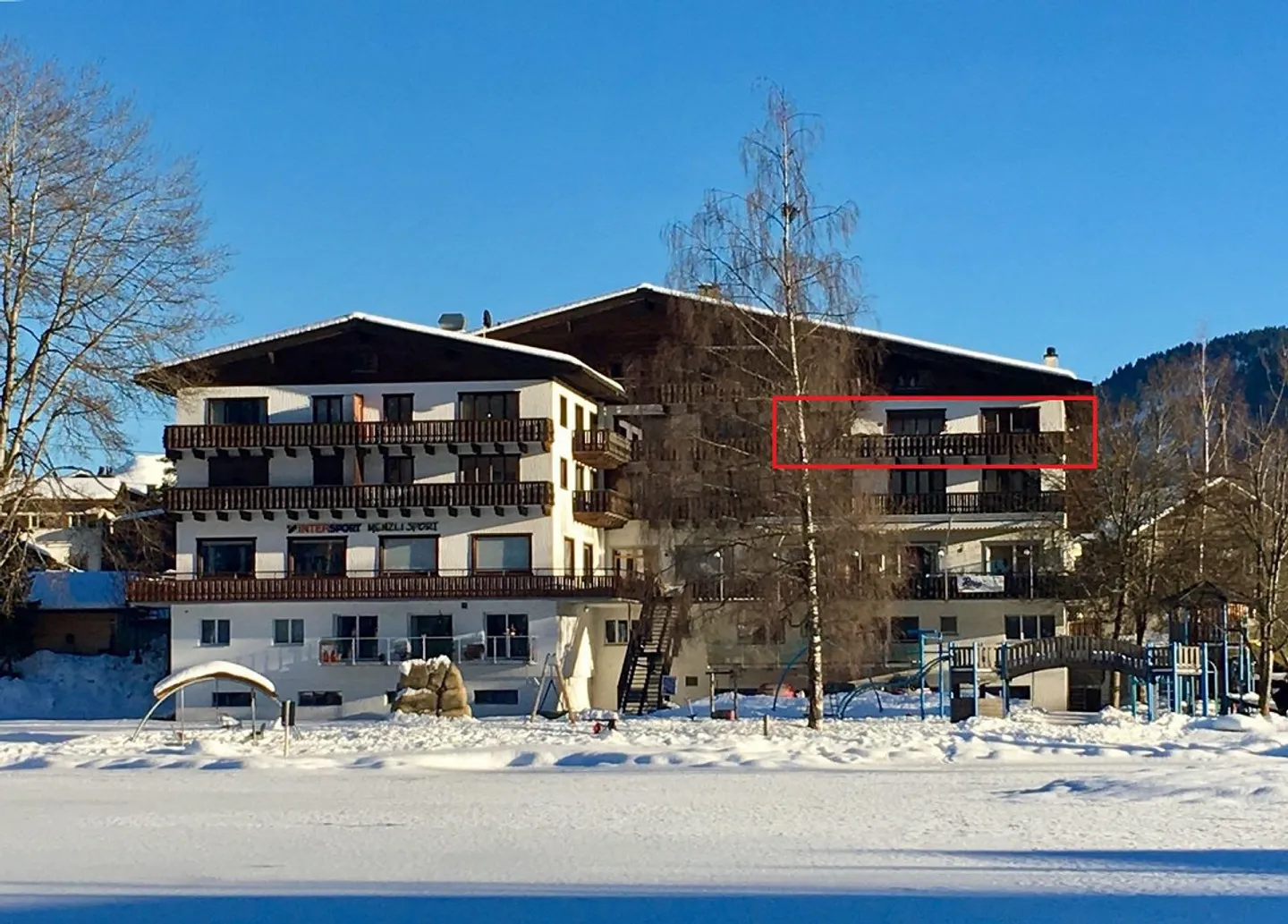 Vendita di un condominio in posizione privilegiata per amanti della montagna e sportivi alpini - Foto 3 di 9