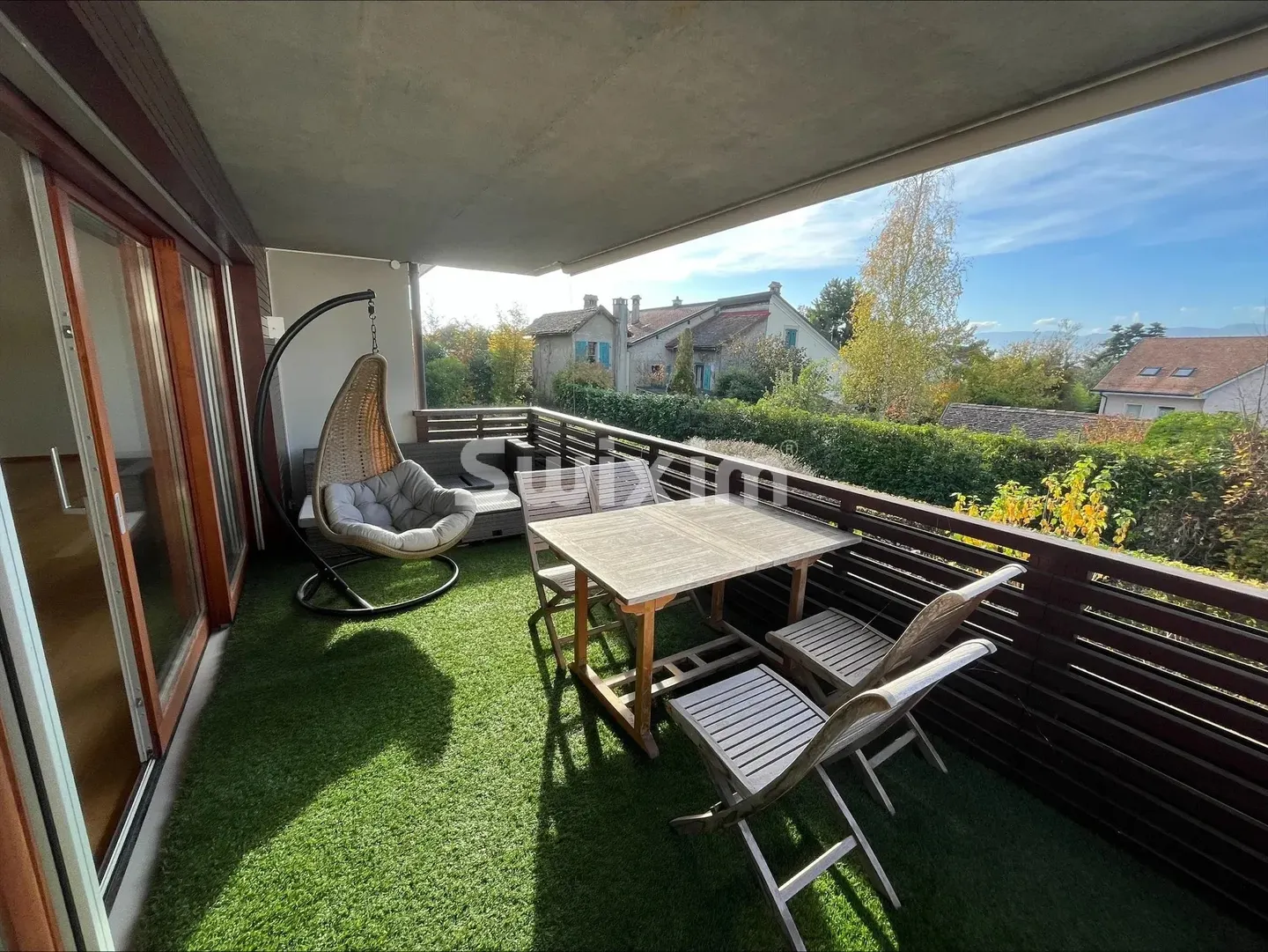 Modern Apartment with Lake View - Photo 1 of 8