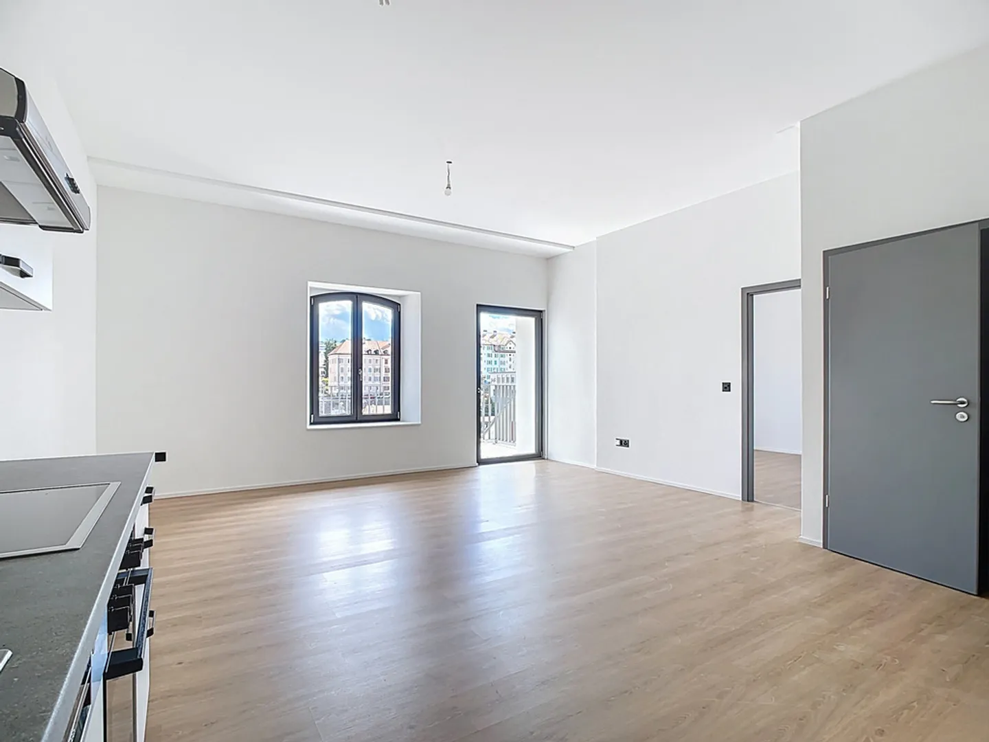 Appartement avec encadrement 2.5 pièces avec balcon - Photo 2 sur 11