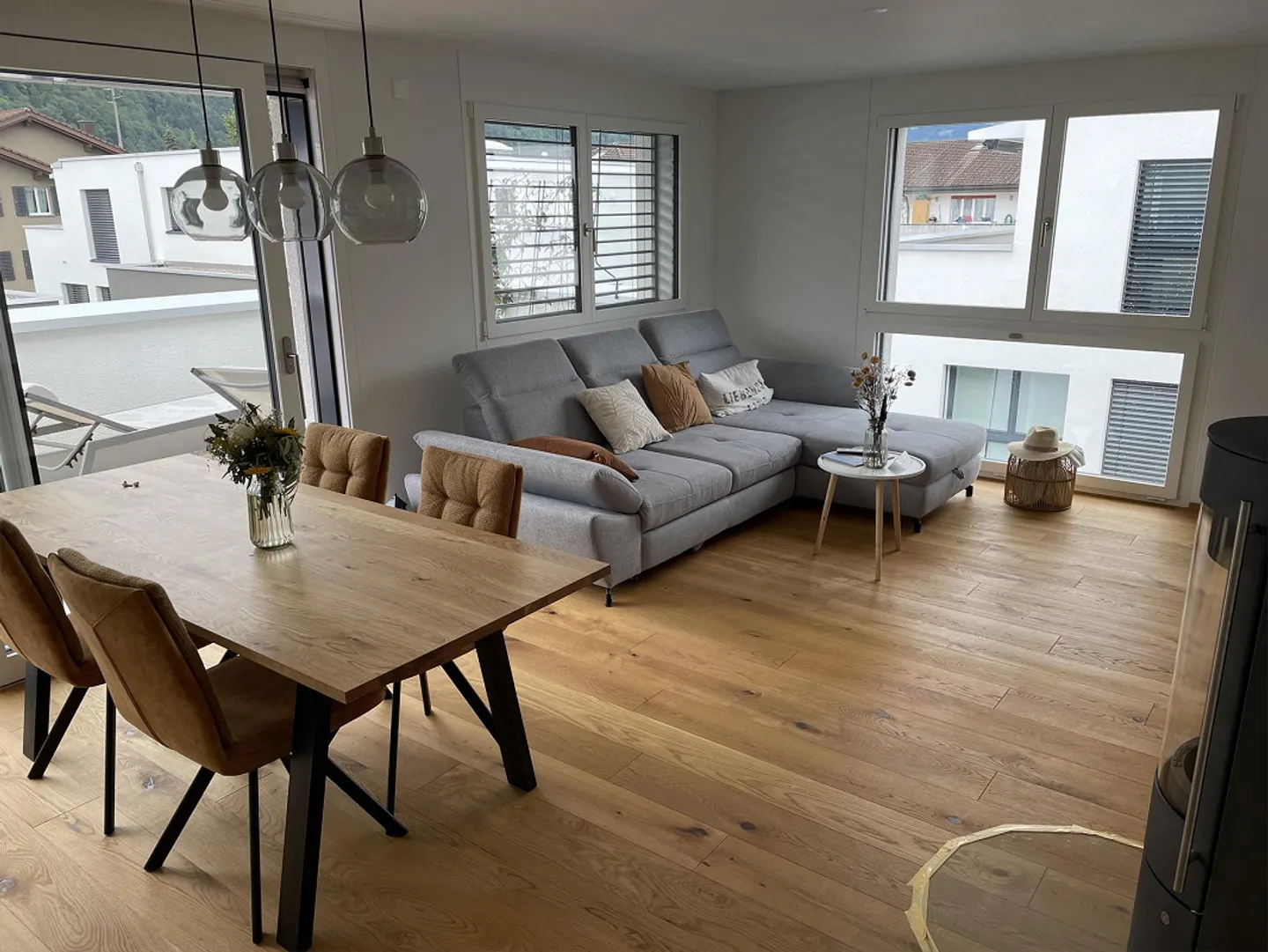 Moderne + sehr sonnige 3.5 Zi Attika mit Doppel-PP in TG - Foto 1 von 21