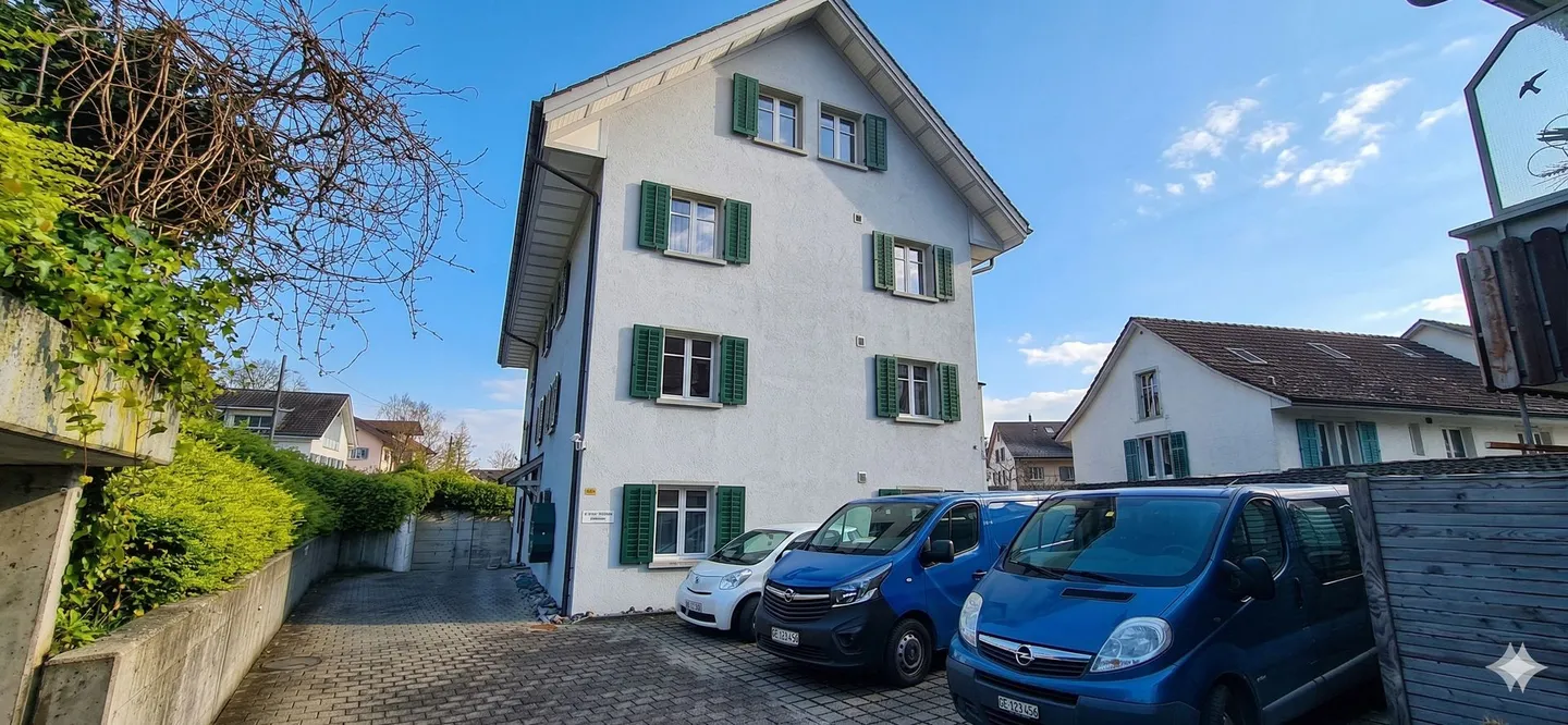 Appartamento da ristrutturare a Hinwil - Foto 1 di 7