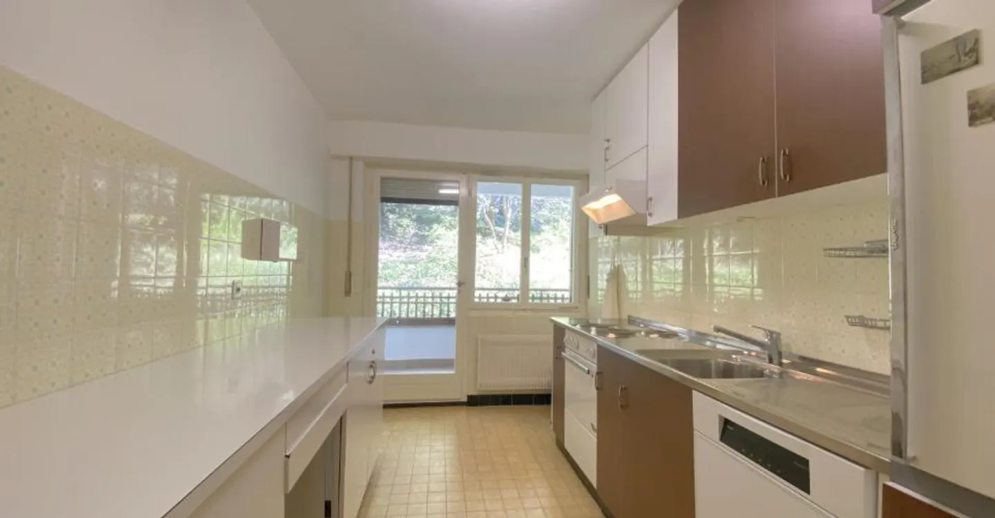 3.5 Room Apartment - Photo 13 of 13