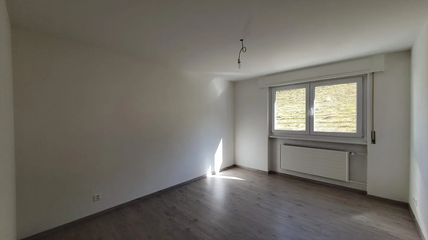 Magnifique appartement de 3,5 pièces avec balcon et belle vue à Le Locle - 1er loyer net gratuit - Photo 7 sur 10