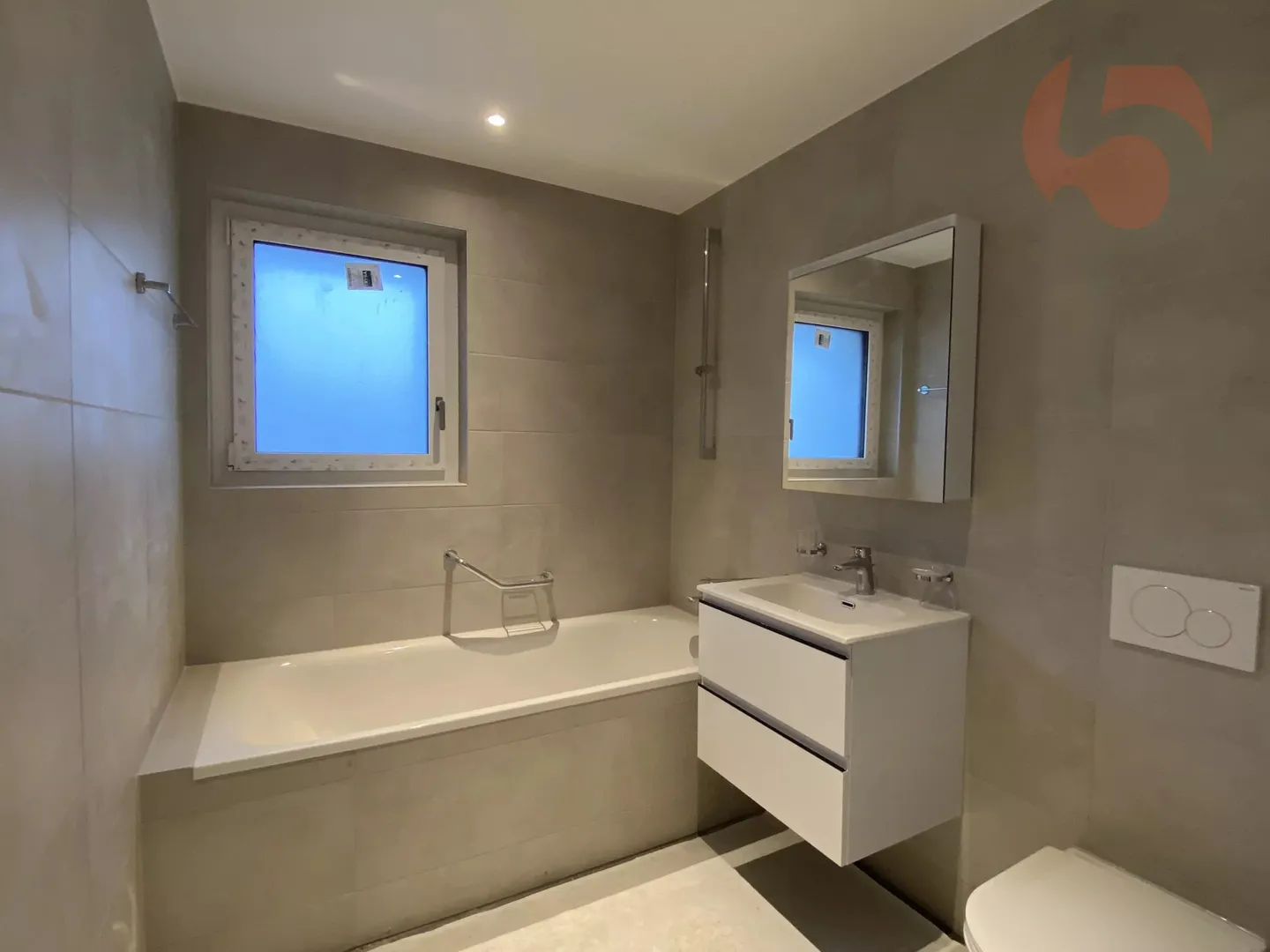 Schönes neues Apartment - Foto 5 di 14