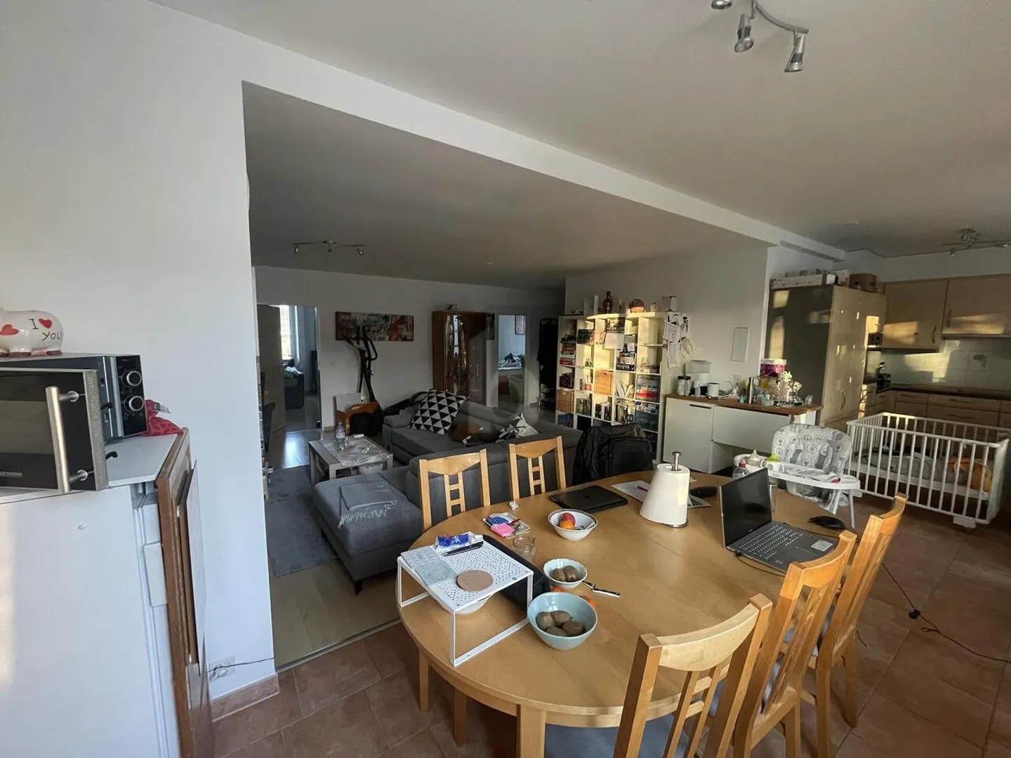 Geräumige Wohnung mit Wintergarten - Foto 2 von 6