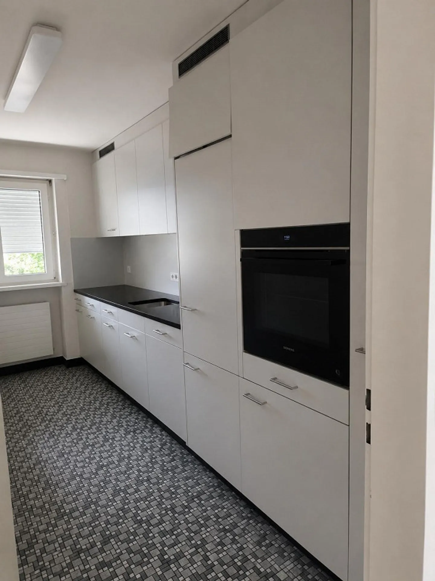 Modernes Apartment in Ebmatingen - Foto 2 von 8