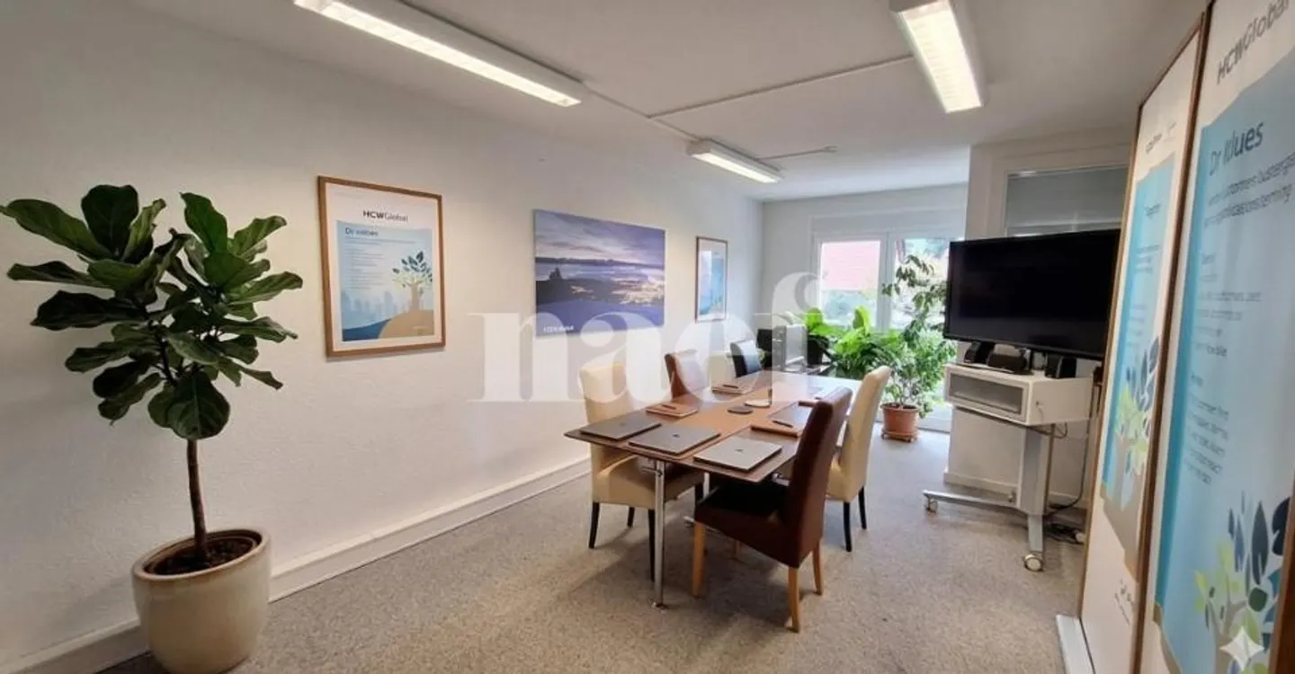 Bureaux spacieux à Gland - Photo 2 sur 4