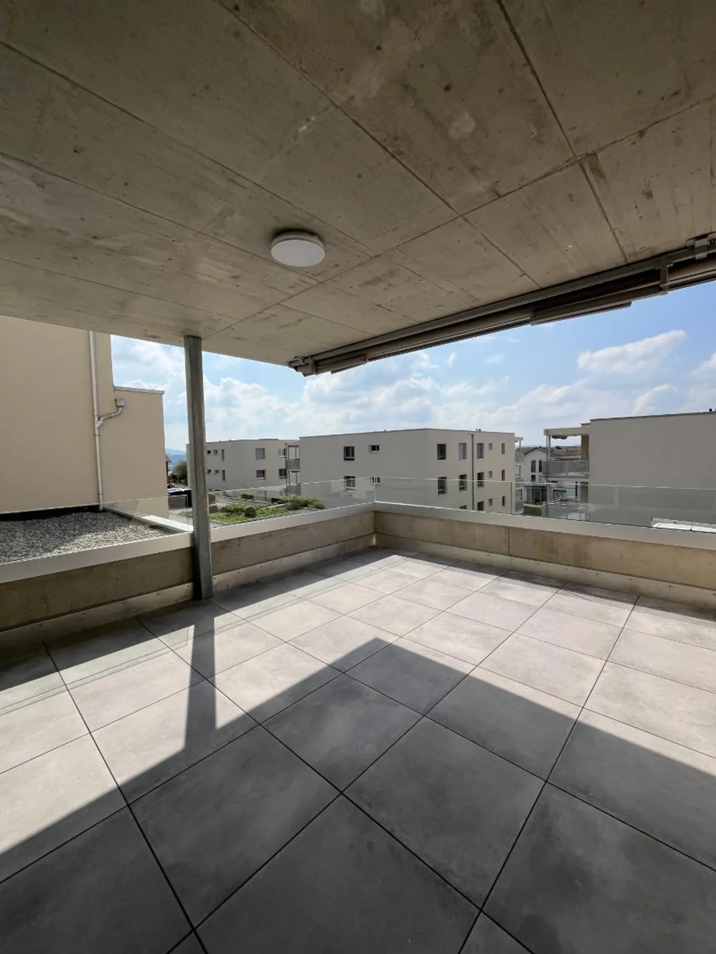 Magnificent 4.5-room apartment with large terrace and view - Photo 9 of 10